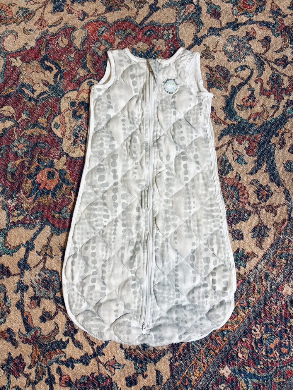 Dreamland Baby 6-12 monthWhite and Gray Weighted Quilted Sleep Sack with Zipper